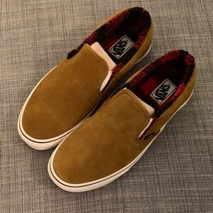 Vans Men's Tan Suede Sz 12 NWOT Classic Sherpa-Like Lined Slip Ons